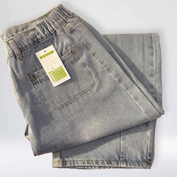 NWT Women’s Wide Leg Banana Jeans Light Wash Blue Size XL - Picture 7 of 8